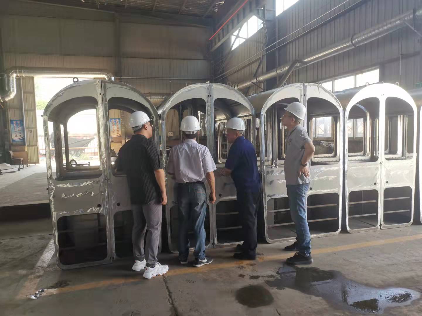 1632817007563159.jpg 查看司機(jī)室.jpg